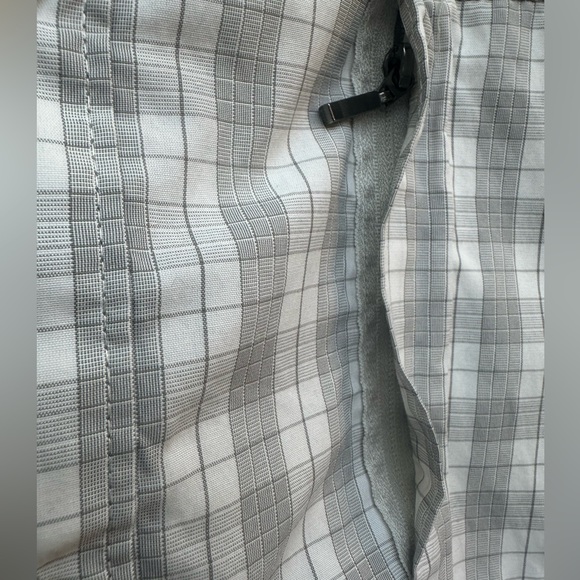 Men’s Van Heusen Traveler zip pocket lightweight button down size 2XL - Picture 4 of 4